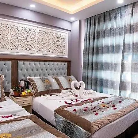 Sultan 4*